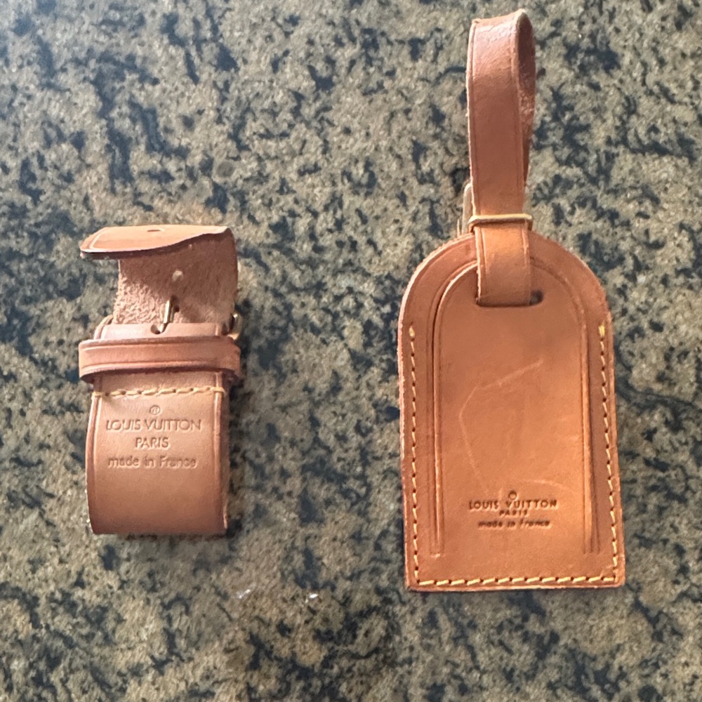 Louis Vuitton Tan Leather Luggage Tag and Strap
